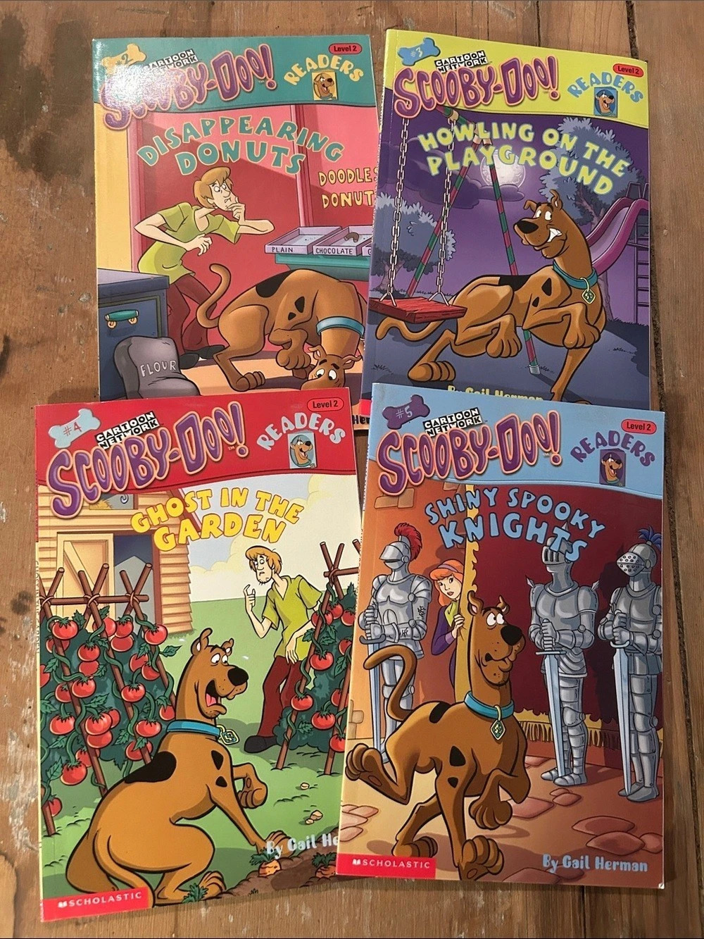 Scholastic Scooby-Doo! Readers Level 2 - 4 Books